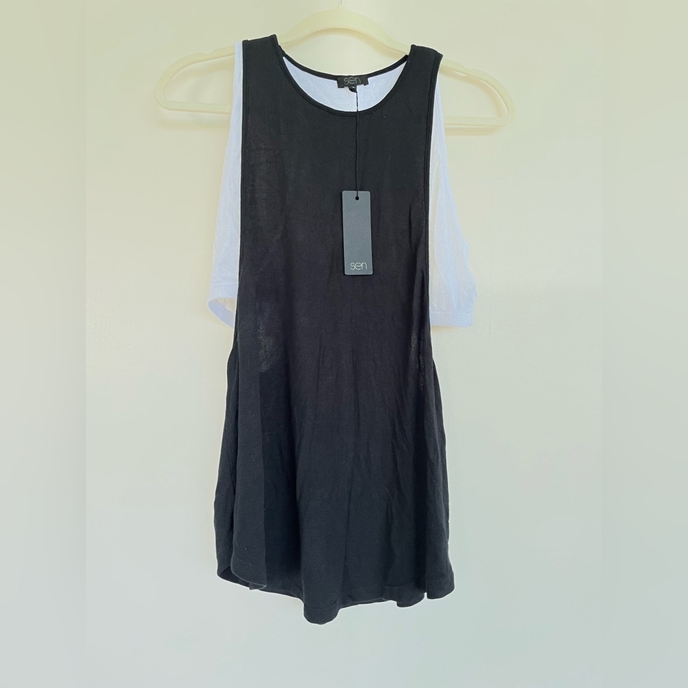Double tank SEN black and white size 3, new with tag
